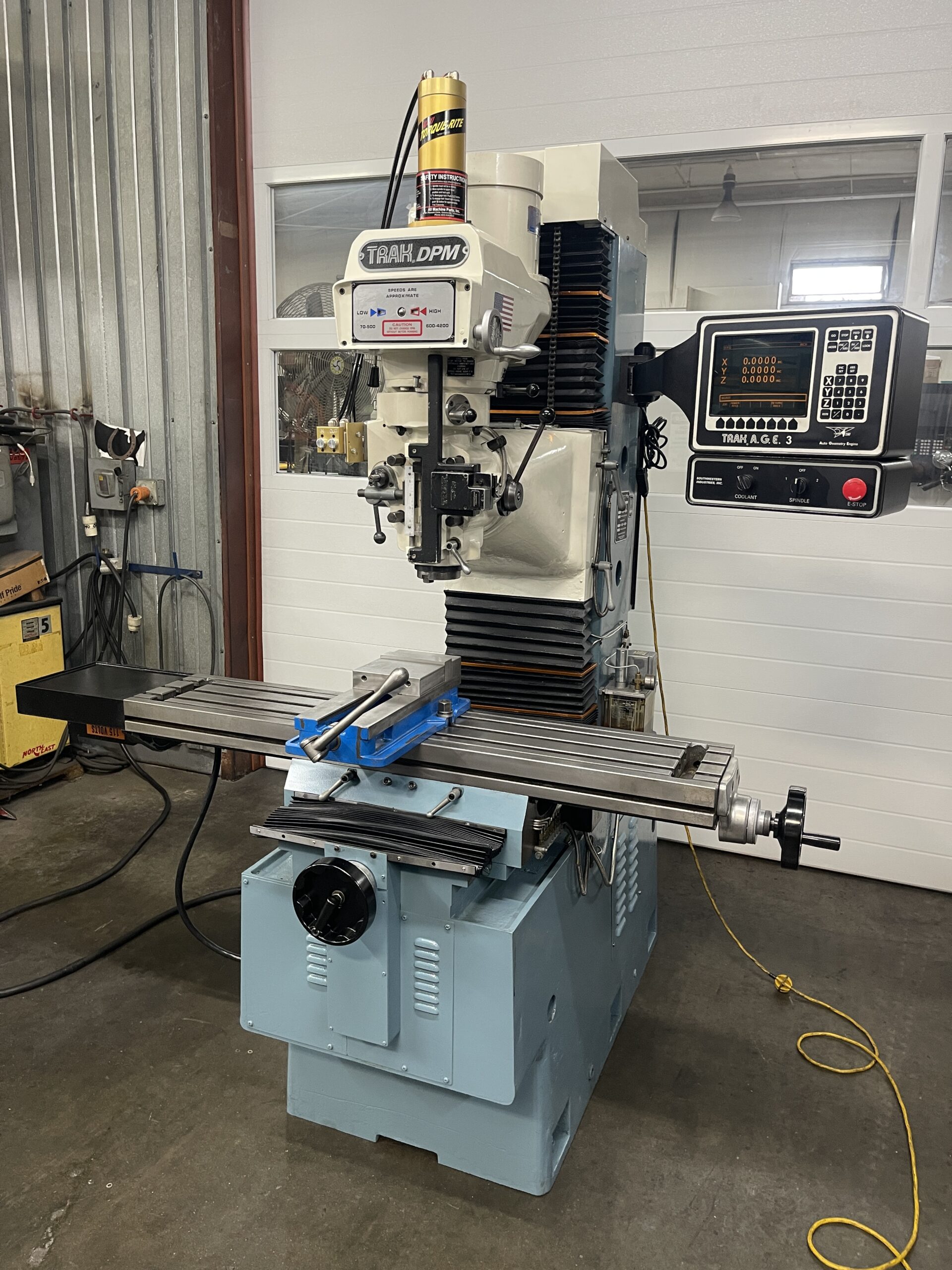 SWI TRAK  DPM 3 AXIS CNC BED MILL W/ TRAK A.G.E. 3 - CNC CONTROL