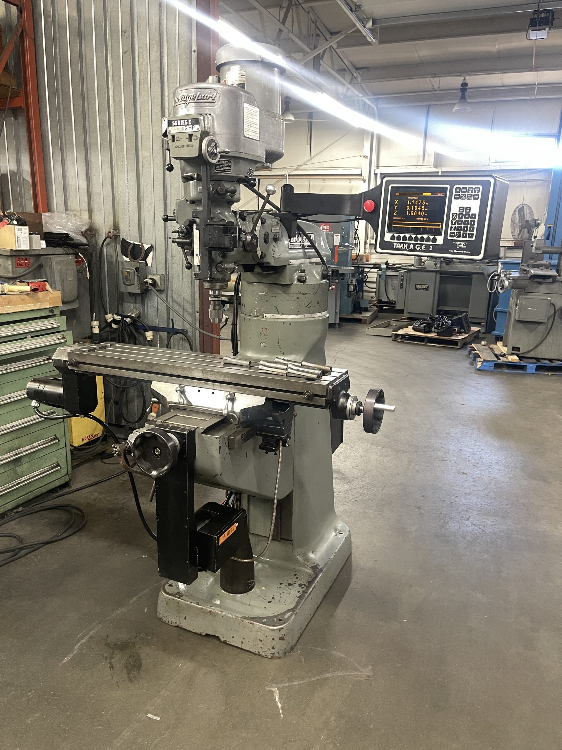 BRIDGEPORT SERIES 1 VERTICAL MILLING MACHINE WITH TRAK AGE2 CONTROL